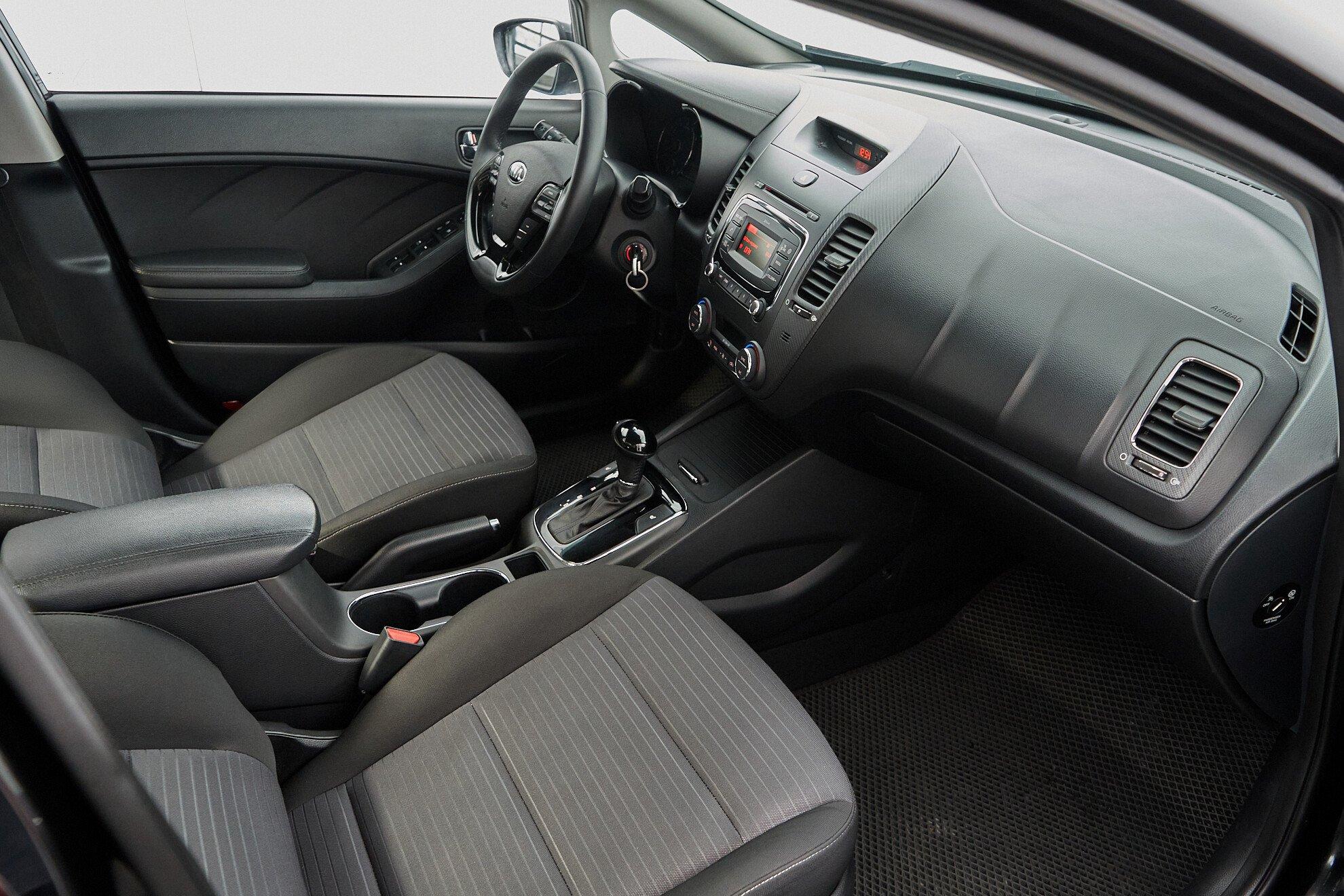 Kia Cerato 2017, черный