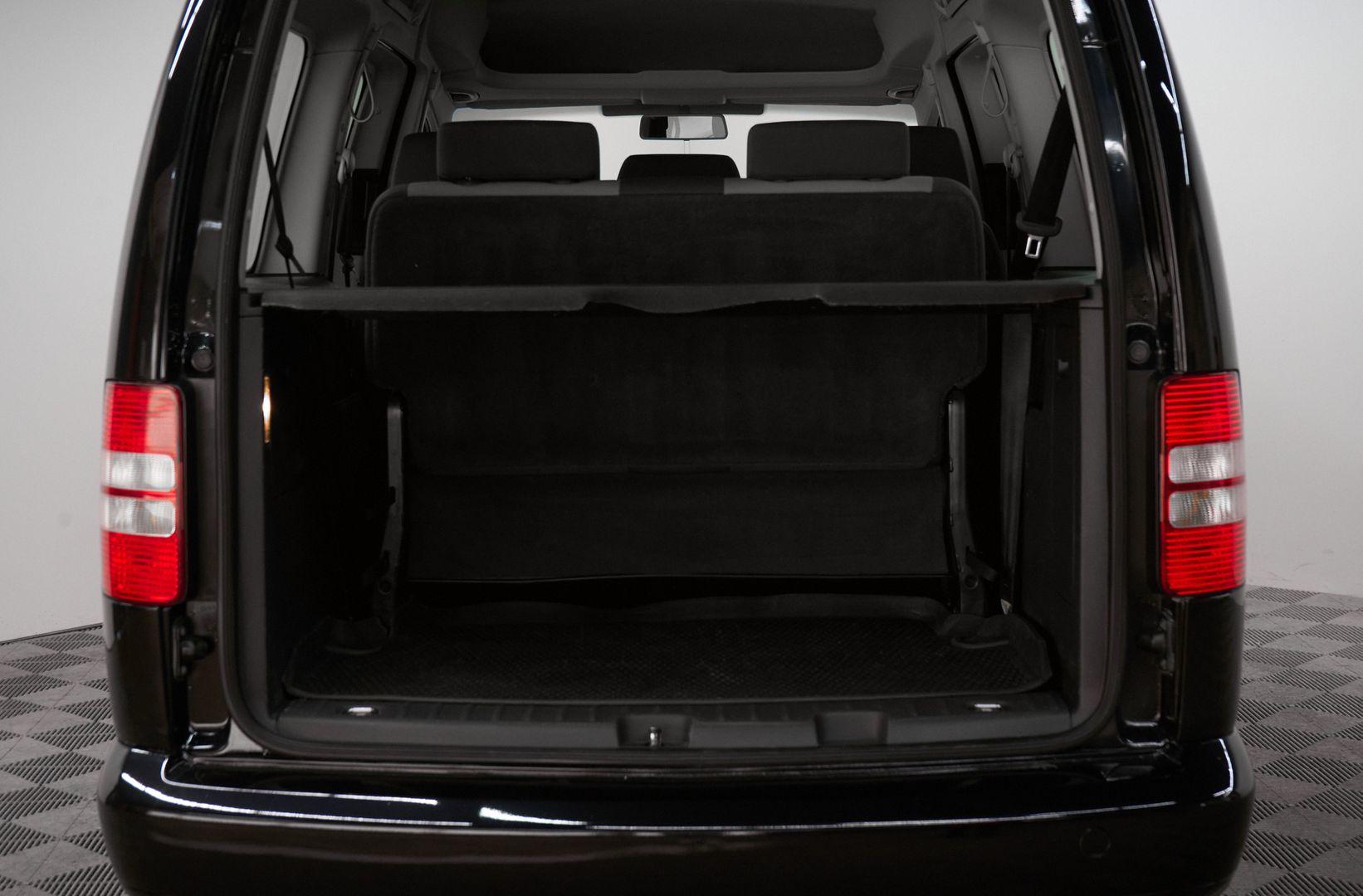 Volkswagen Caddy 2013, черный