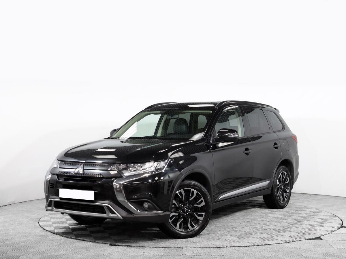 Mitsubishi Outlander 2021, черный