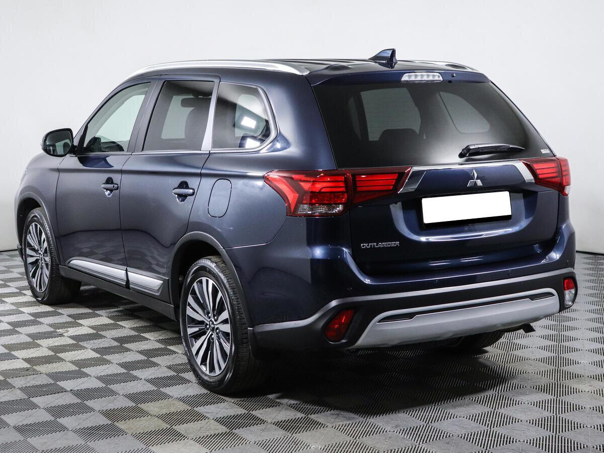 Mitsubishi Outlander 2022, синий