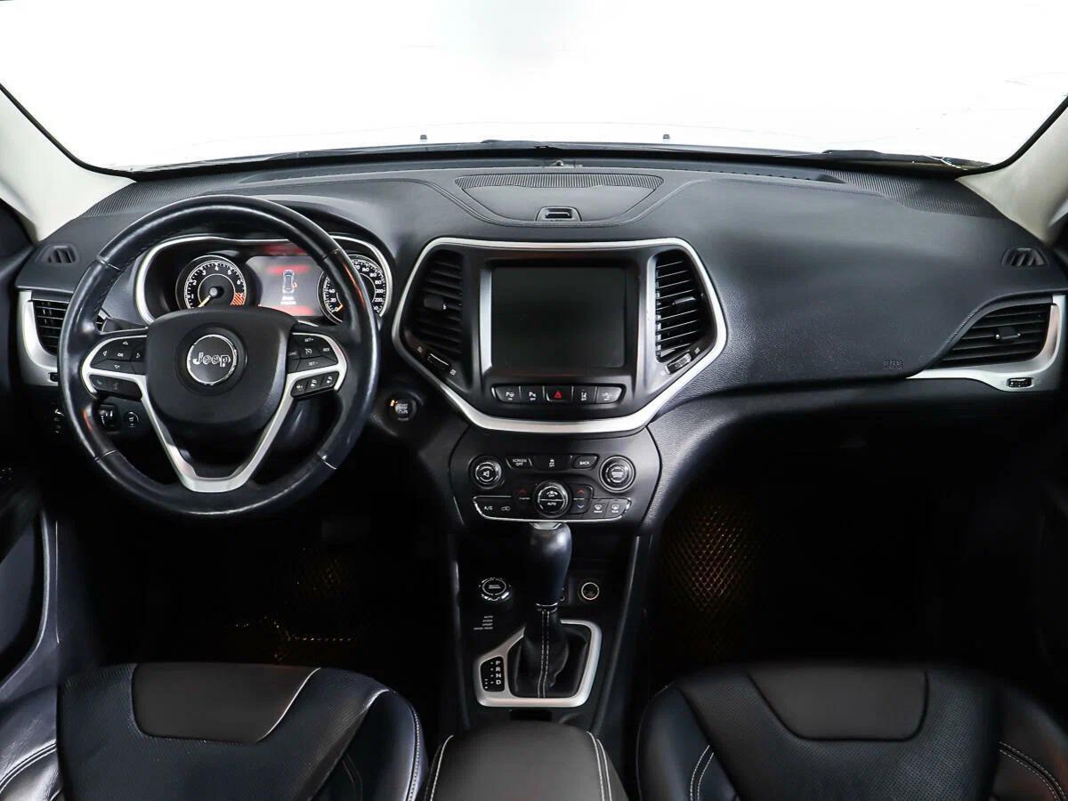 Jeep Cherokee 2018, белый