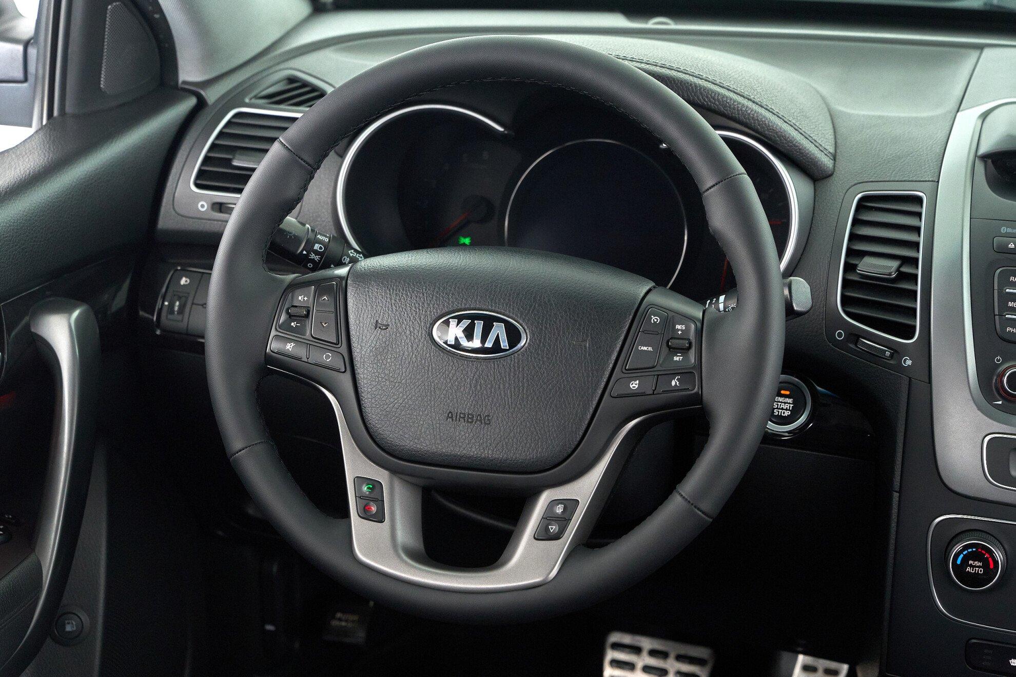 Kia Sorento 2014, белый