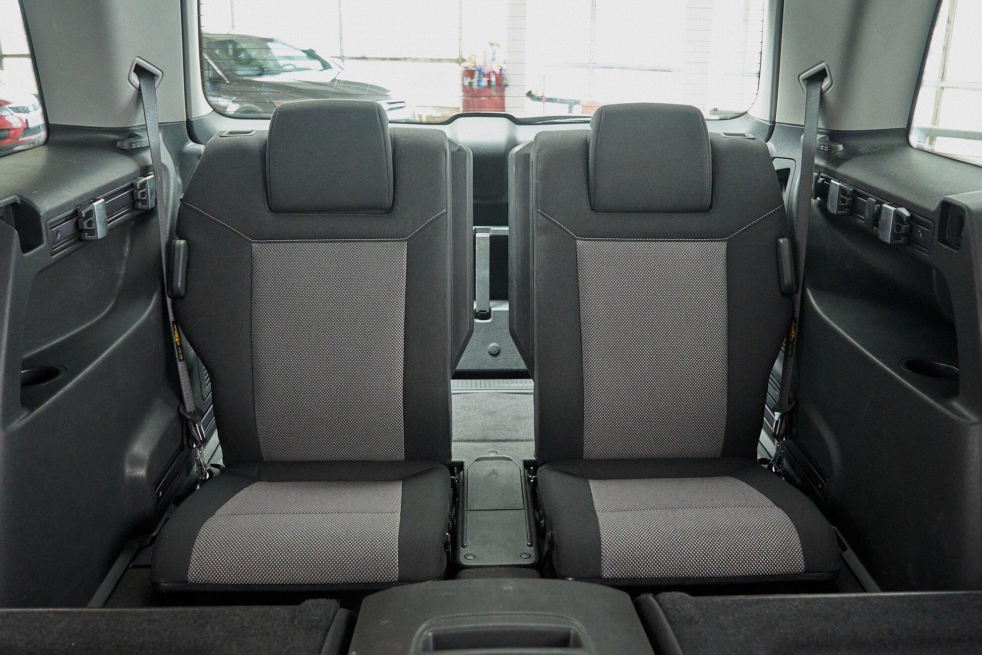 Opel Zafira 2013, серый
