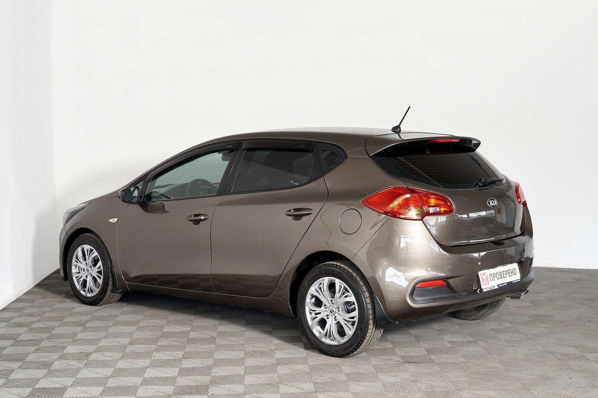 Kia Ceed 2014, коричневый