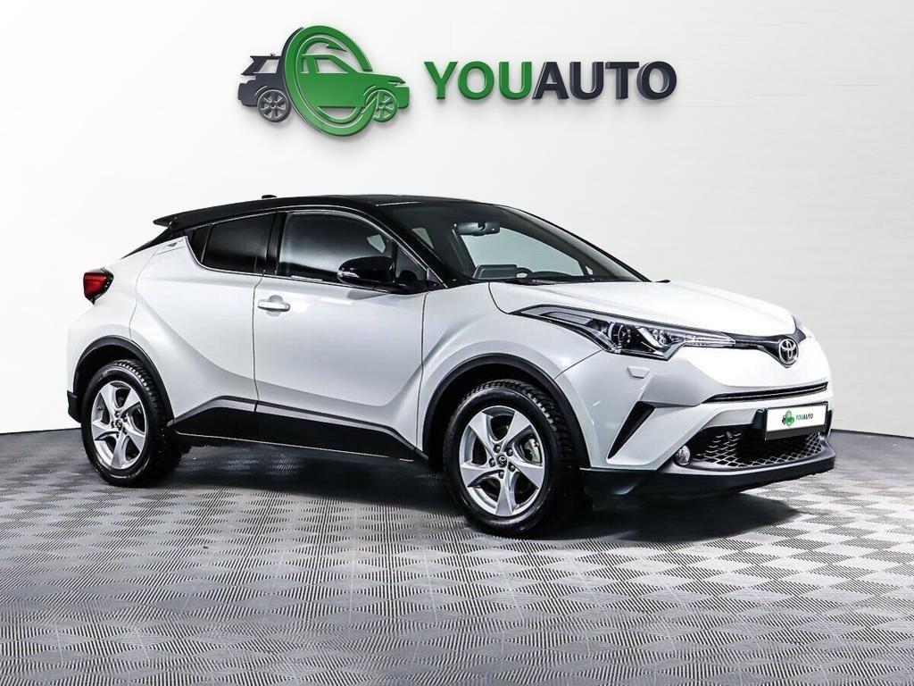 Toyota C-HR 2018, белый