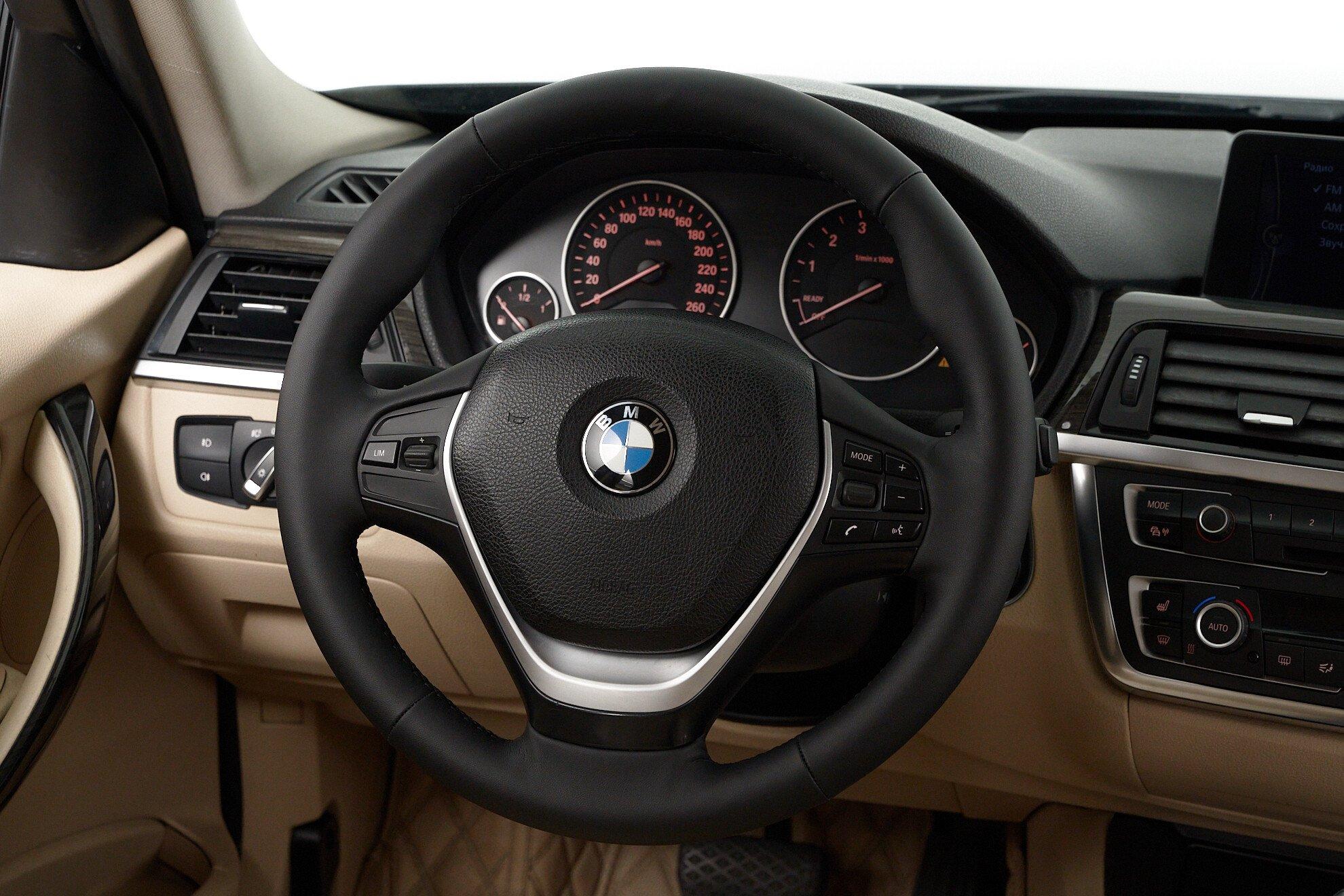 BMW 3 серии 2012, черный
