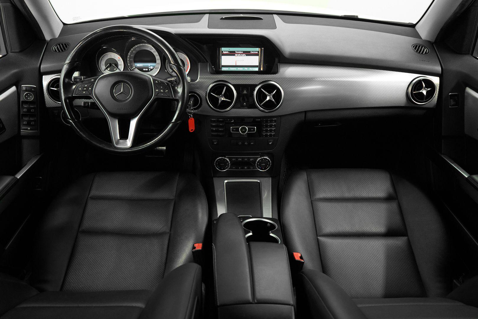 Mercedes-Benz GLK-Класс 2014, белый