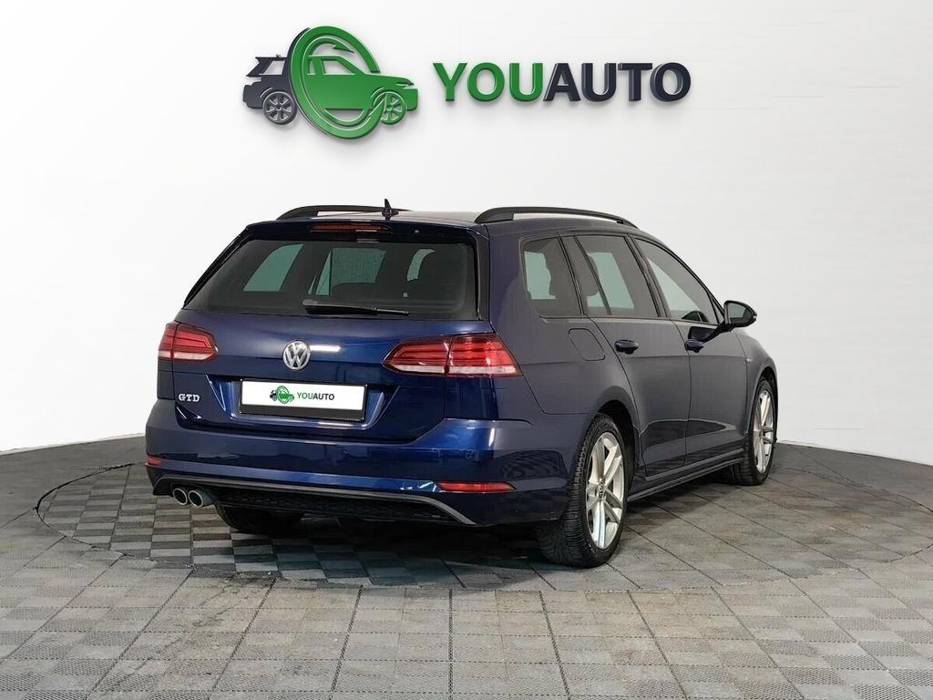 Volkswagen Golf 2019, синий