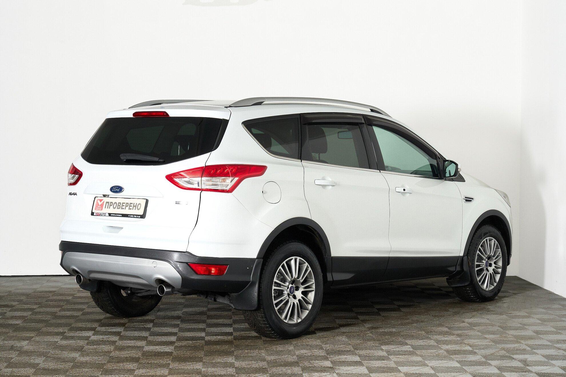 Ford Kuga 2013, белый