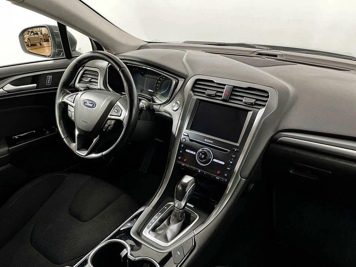 Ford Mondeo 2018, серый