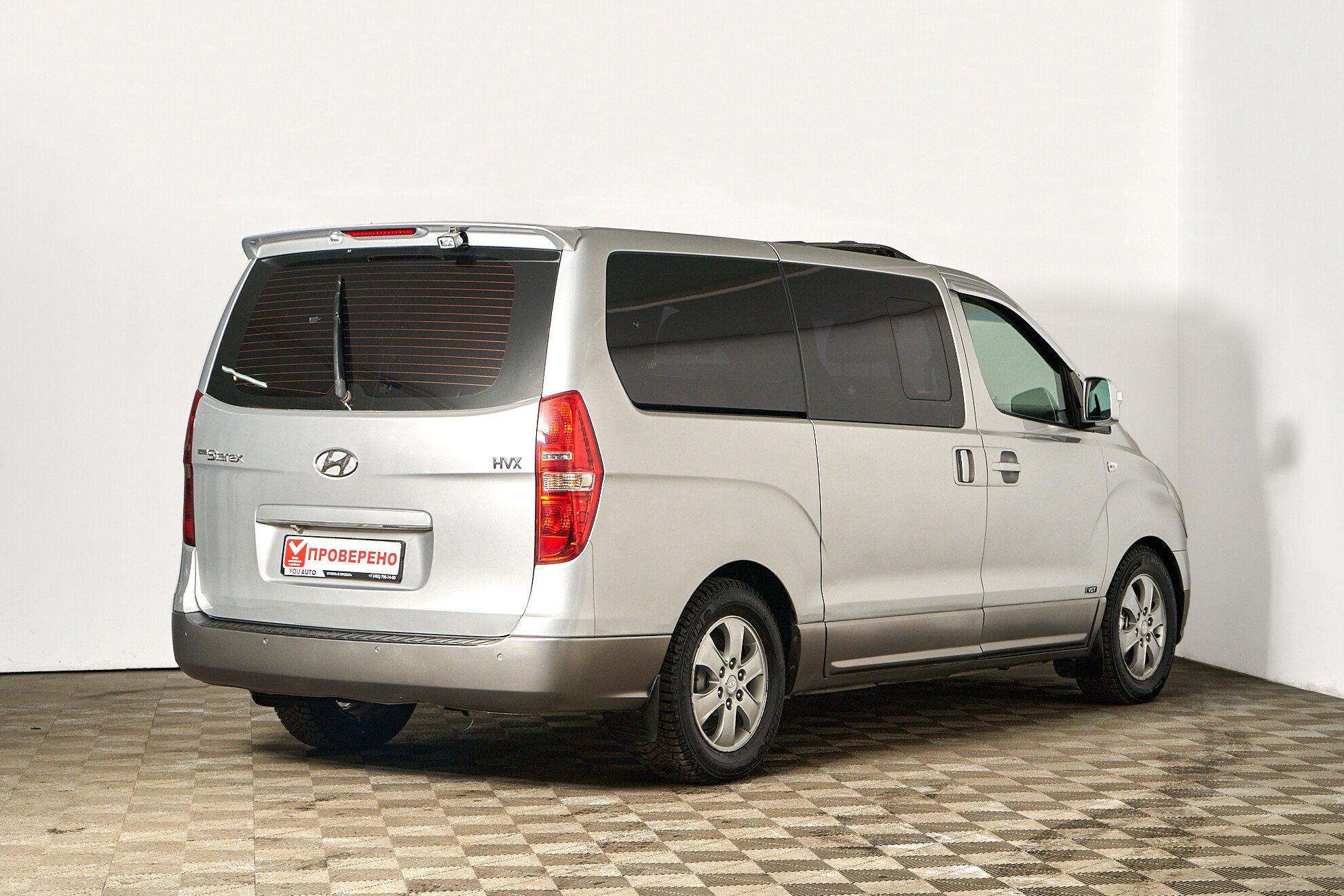 Hyundai Grand Starex 2008, серебряный