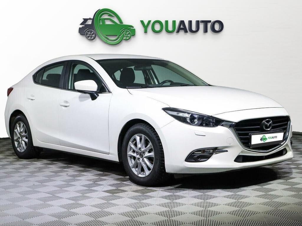 Mazda 3 2018, белый