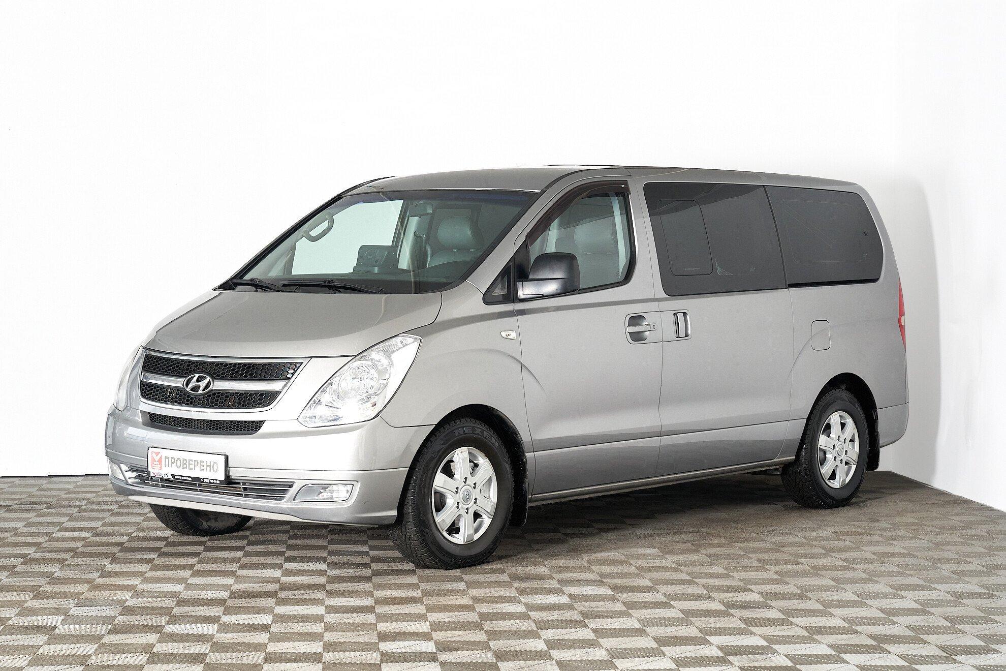 Hyundai Grand Starex 2011, серый