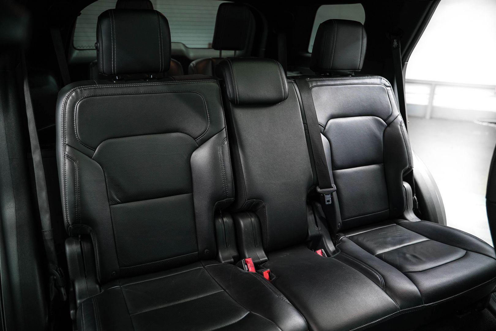 Ford Explorer 2016, серый