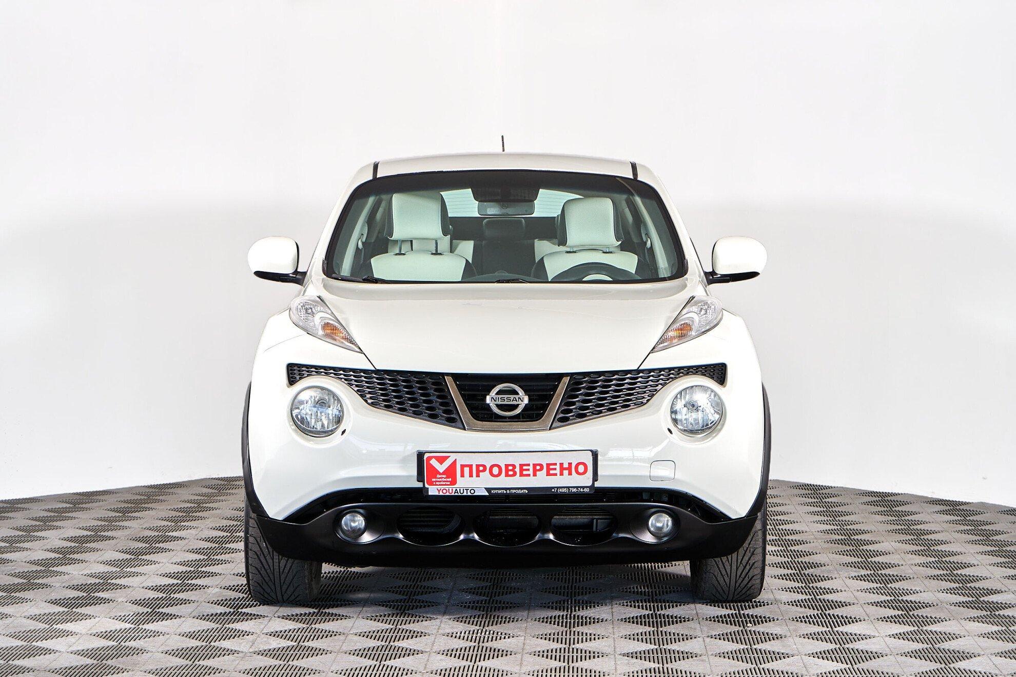Nissan Juke 2014, белый