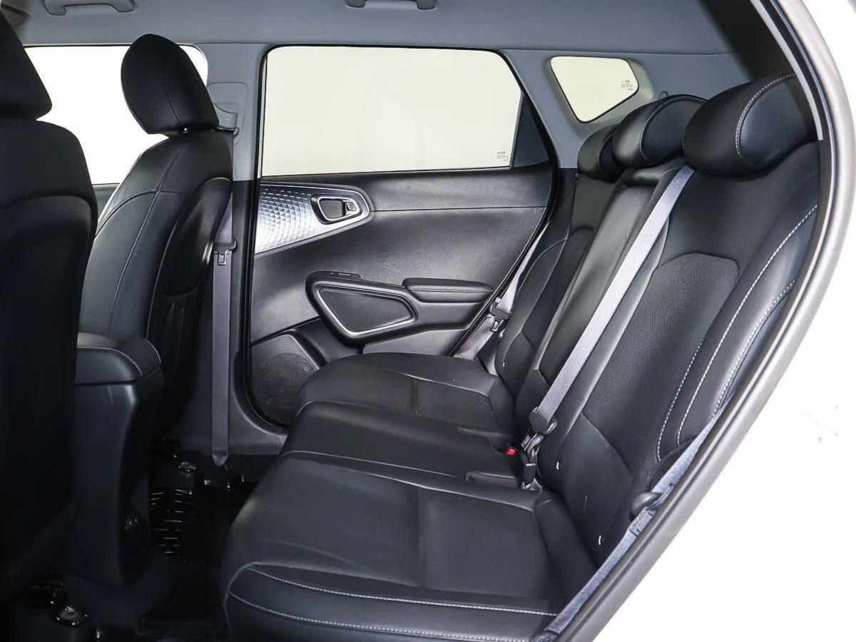 Kia Soul 2021, белый