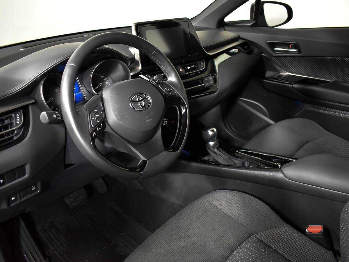 Toyota C-HR 2018, черный