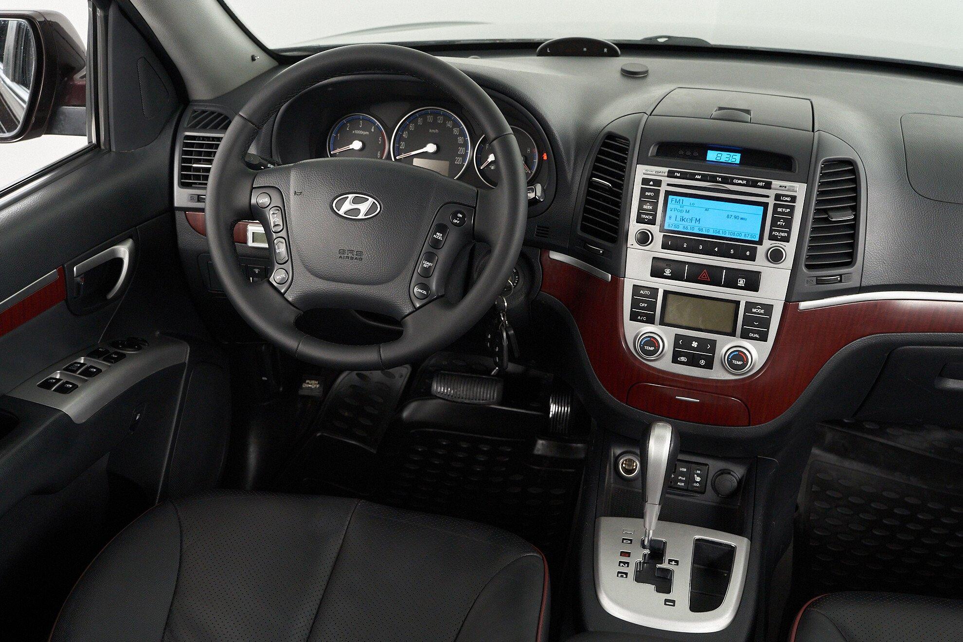 Hyundai Santa Fe 2010, фиолетовый