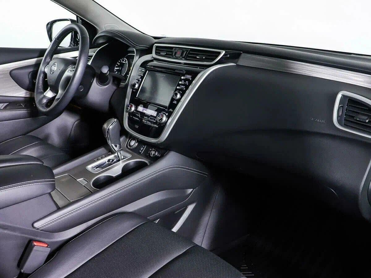 Nissan Murano 2018, серый