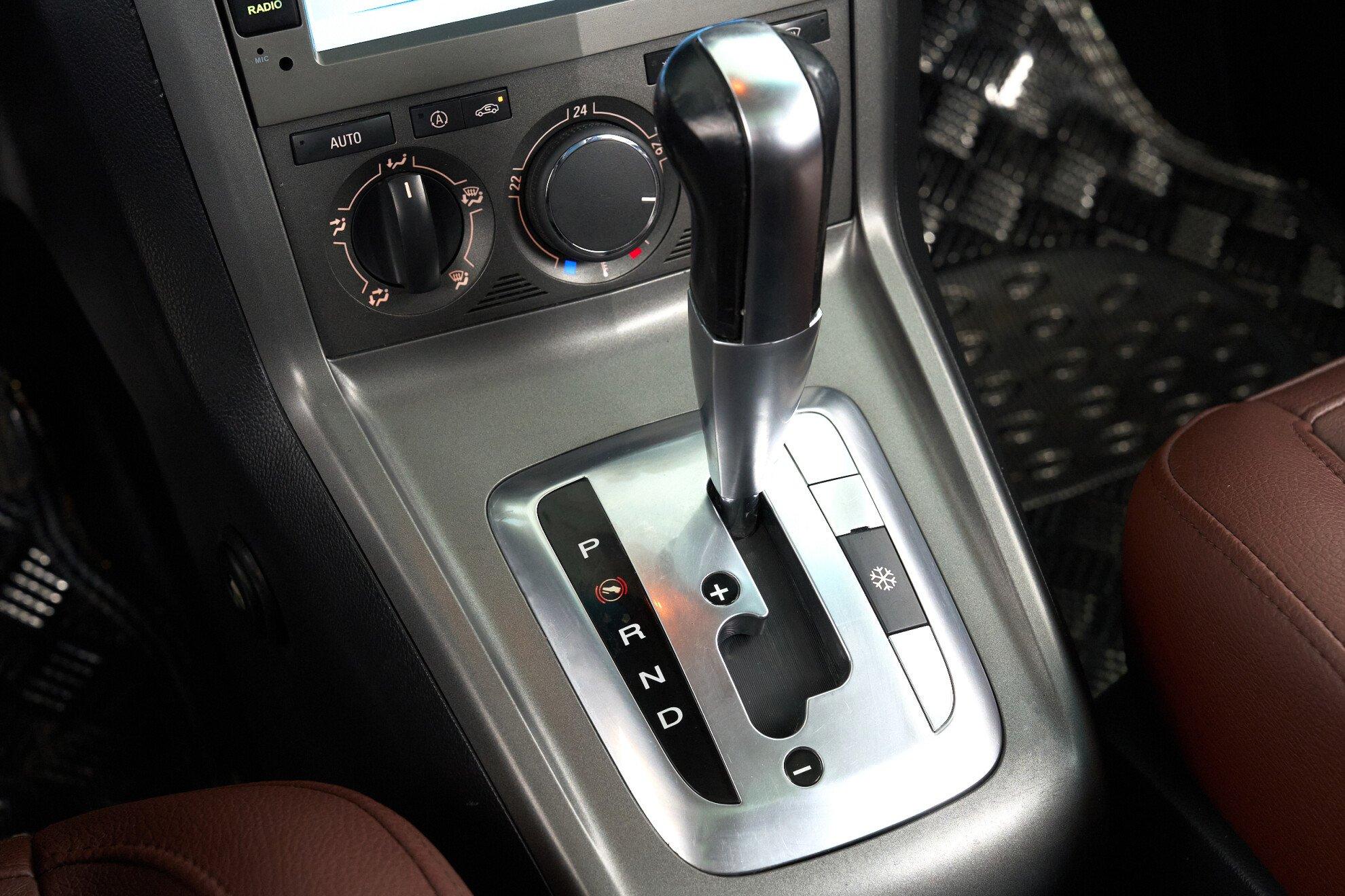 Opel Antara 2007, черный