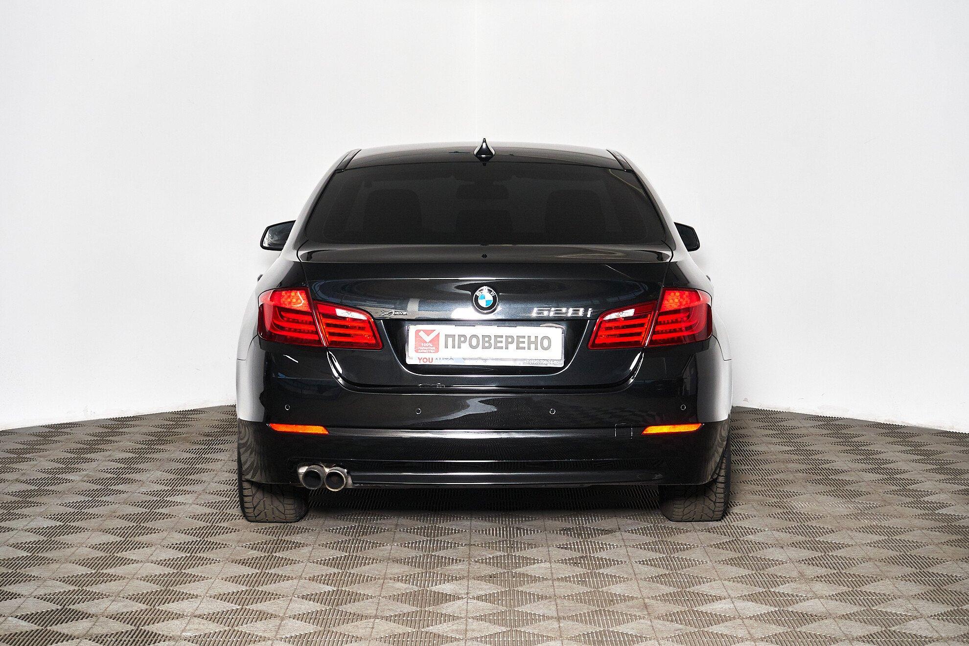 BMW 5 серии 2012, черный