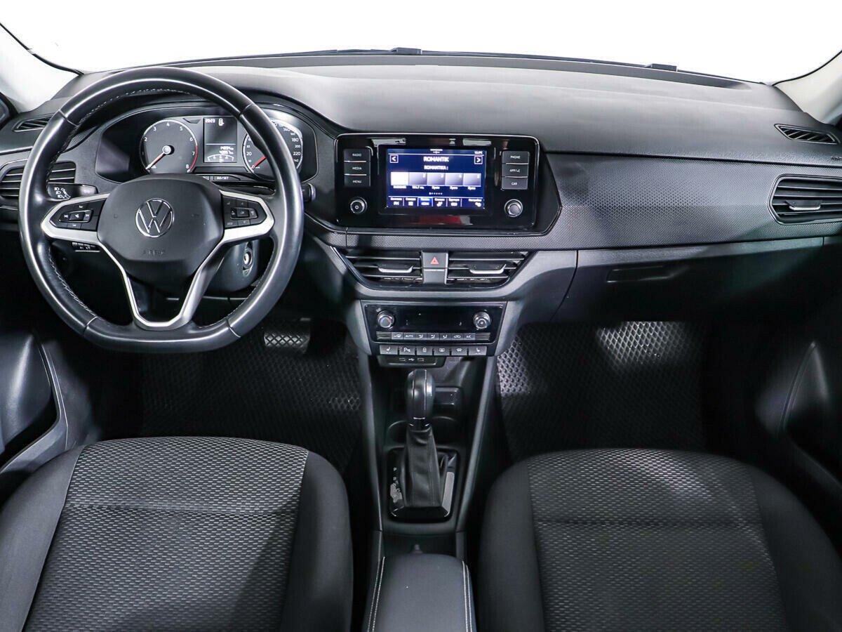 Volkswagen Polo 2022, серый