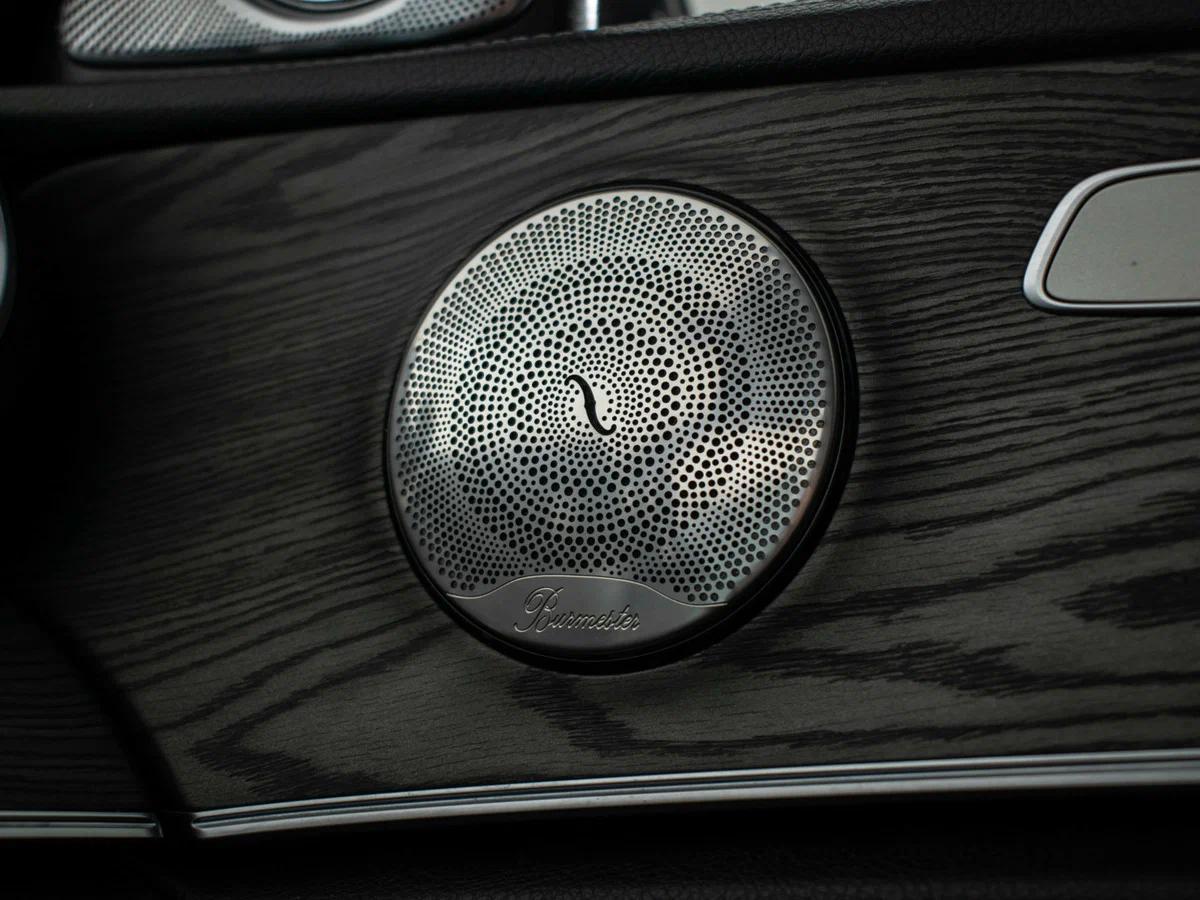 Mercedes-Benz E-Класс 2016, белый