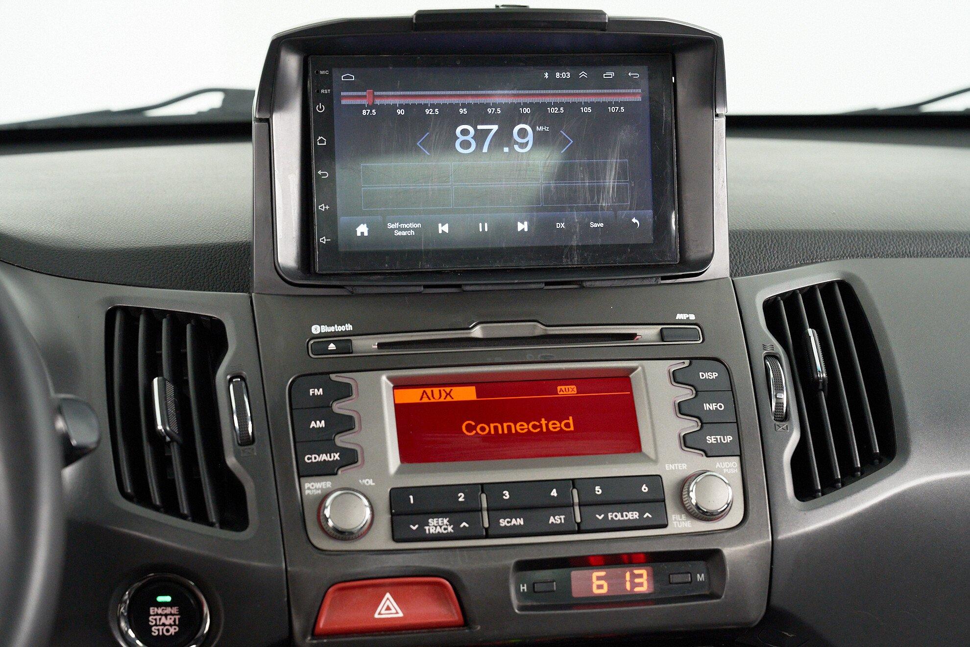 Kia Sportage 2011, серый