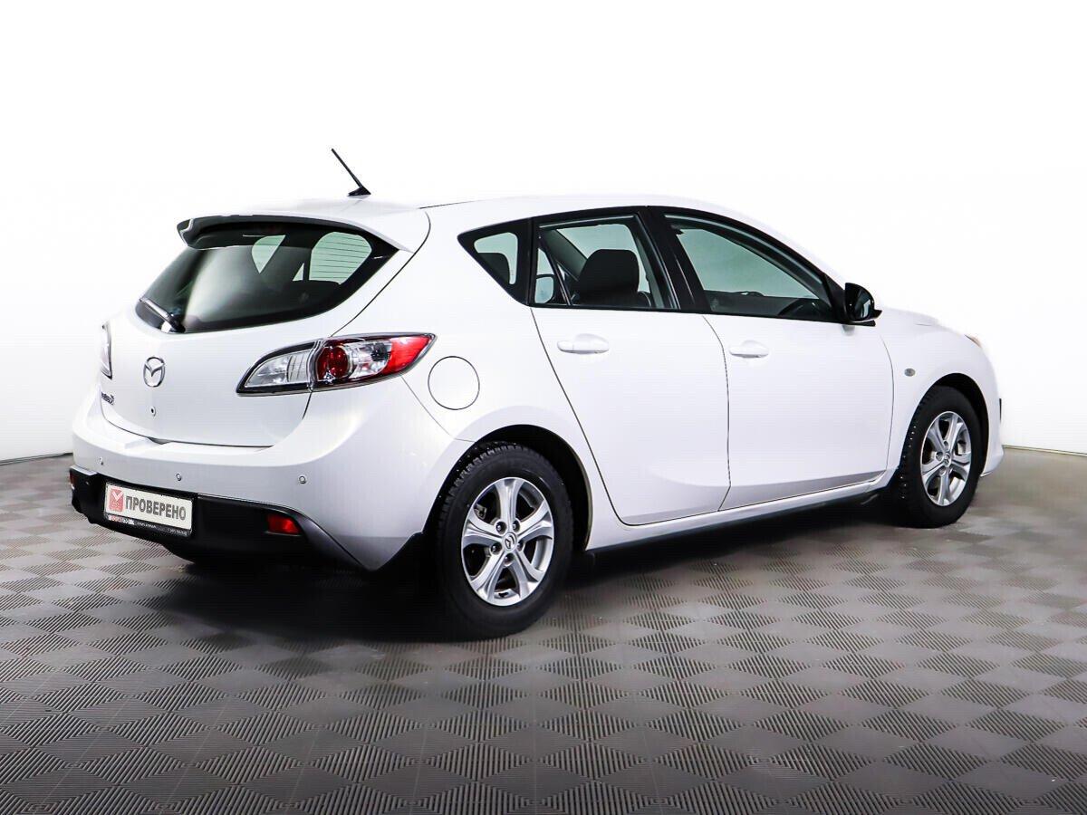 Mazda 3 2013, белый