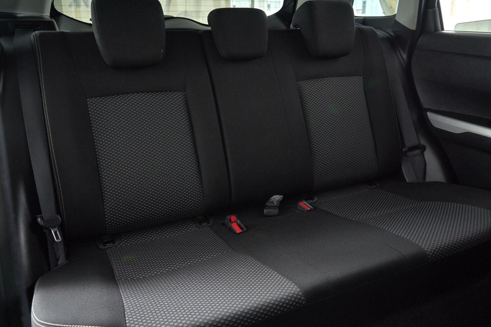 Suzuki Vitara 2017, черный