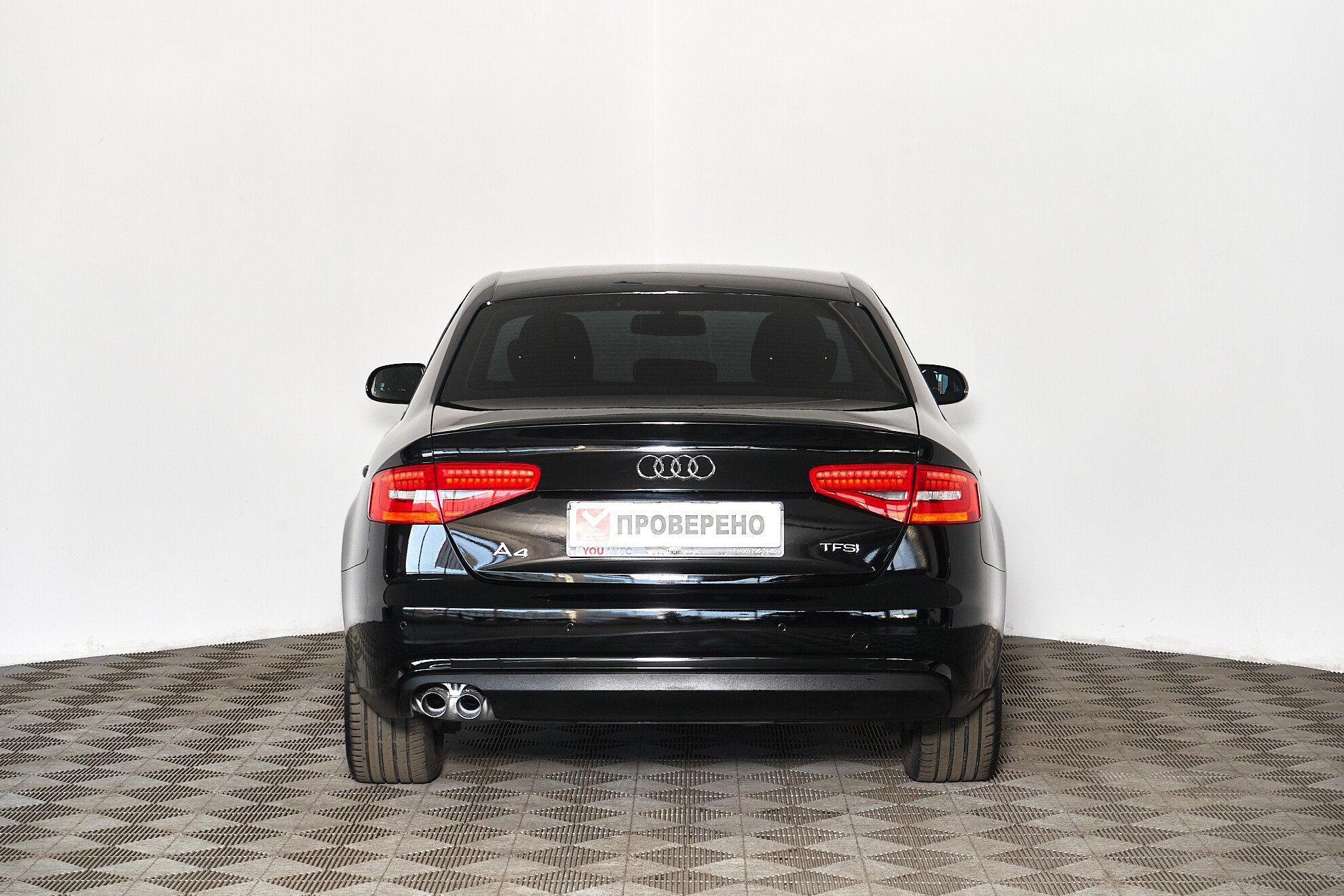 Audi A4 2012, черный