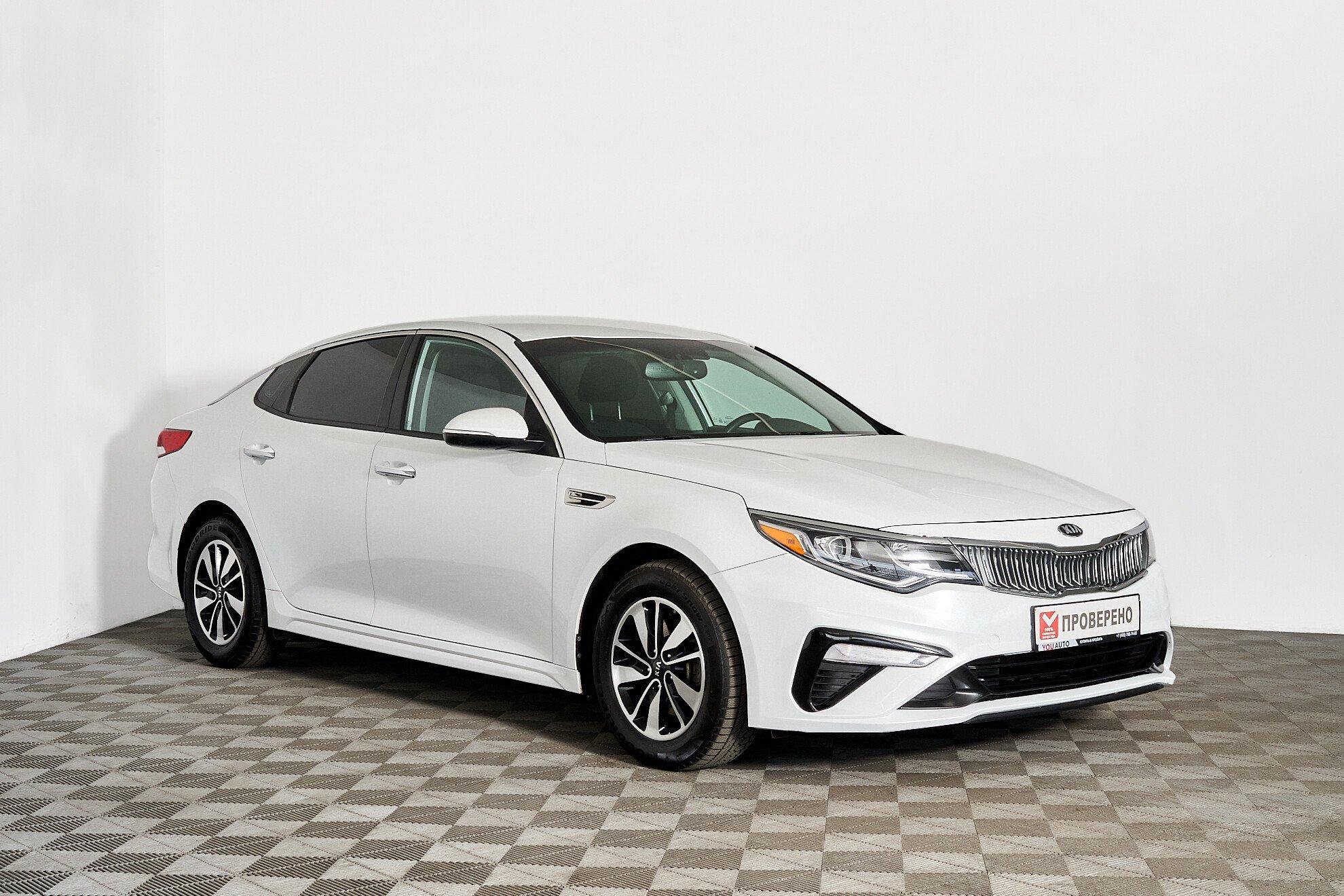 Kia Optima 2017, белый