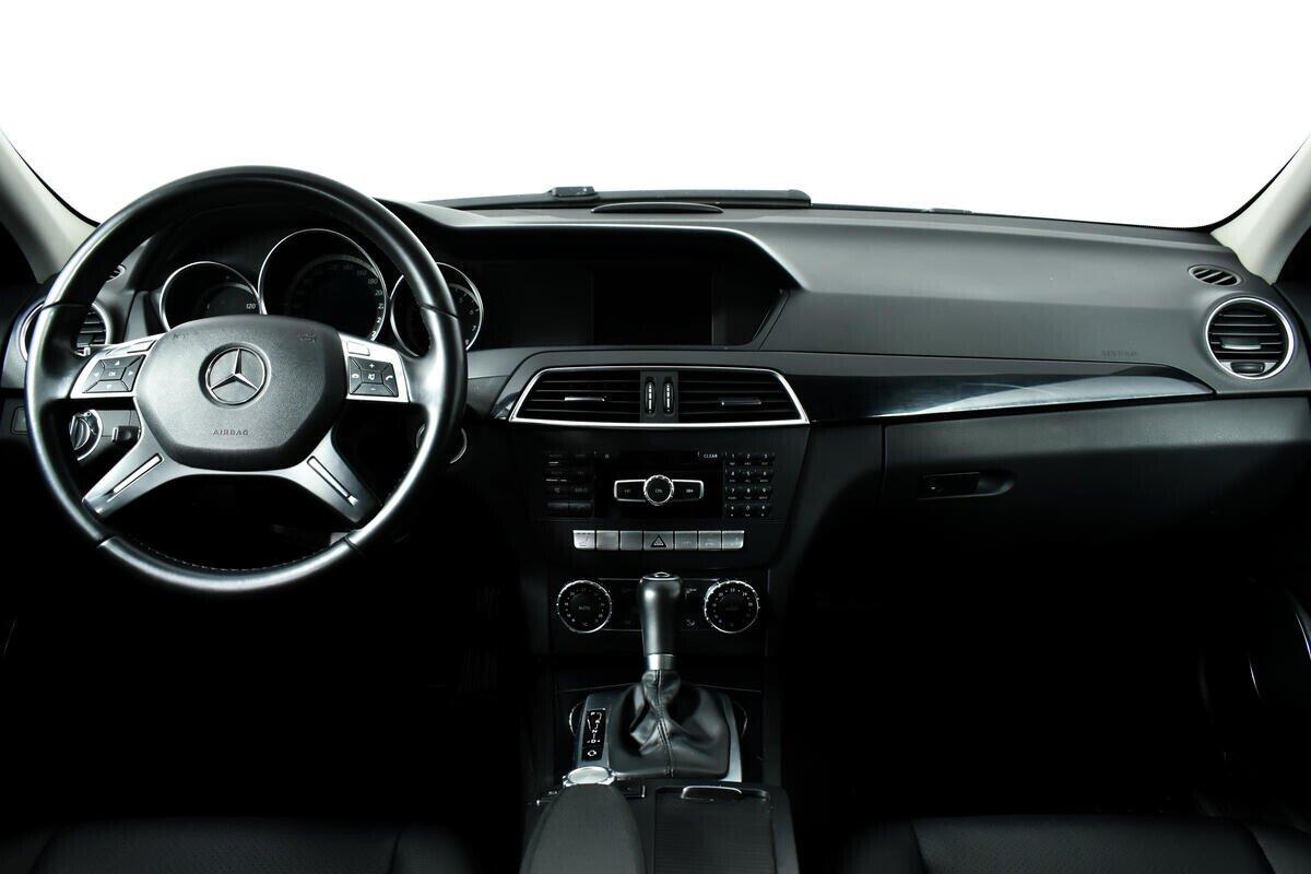 Mercedes-Benz C-Класс 2013, черный