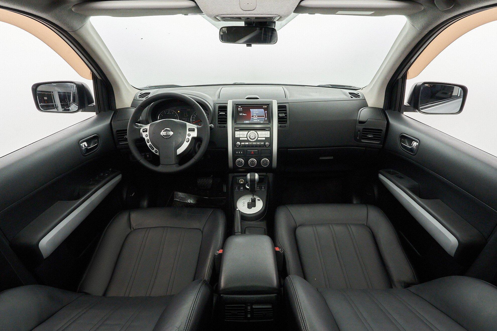 Nissan X-Trail 2014, серебряный