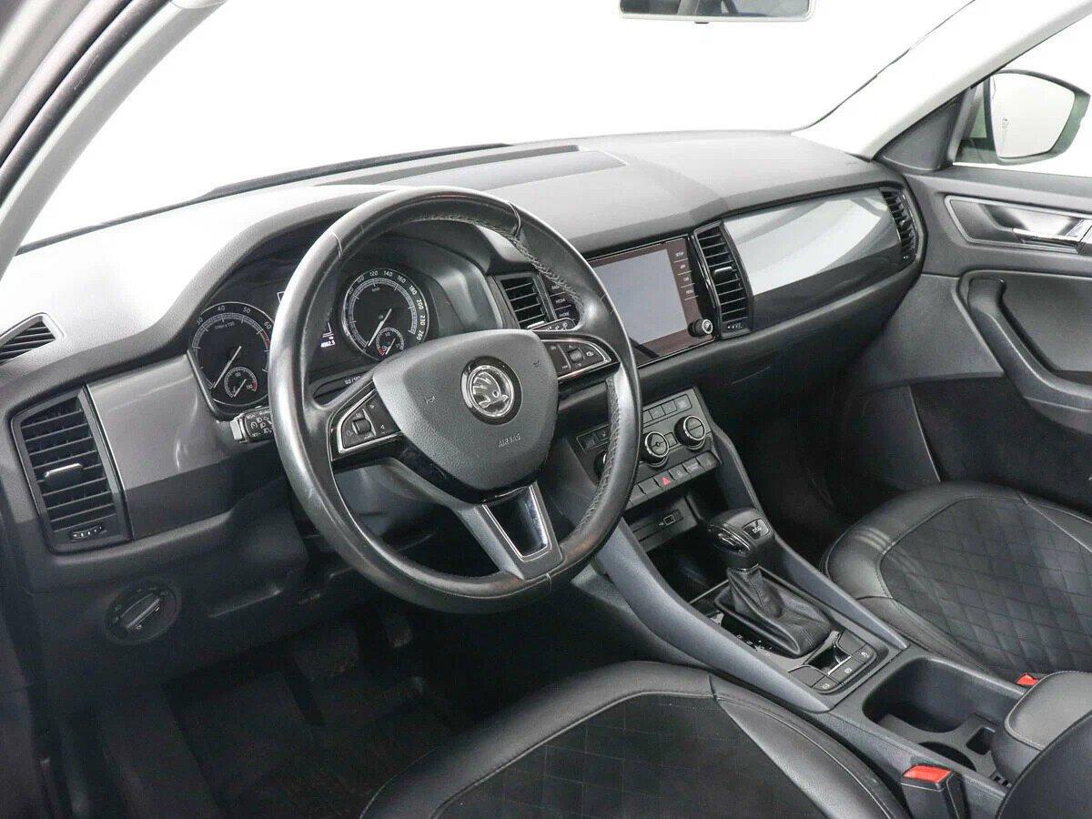 Skoda Kodiaq 2020, серый