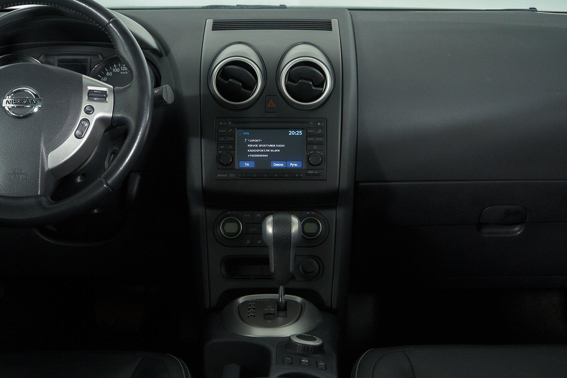 Nissan Qashqai+2 2013, белый