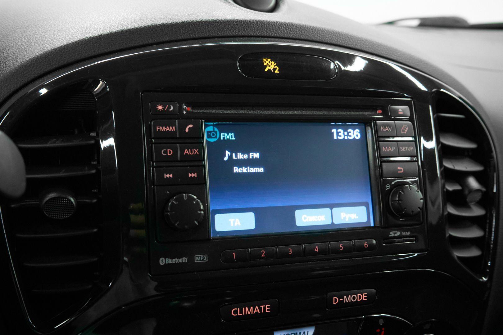 Nissan Juke 2012, коричневый