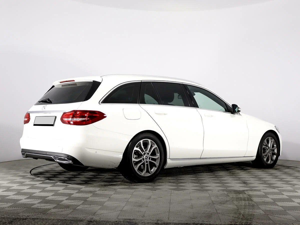 Mercedes-Benz C-Класс 2018, белый