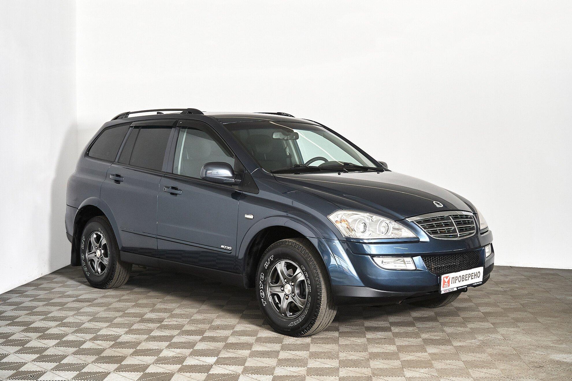 SsangYong Kyron 2010, серый