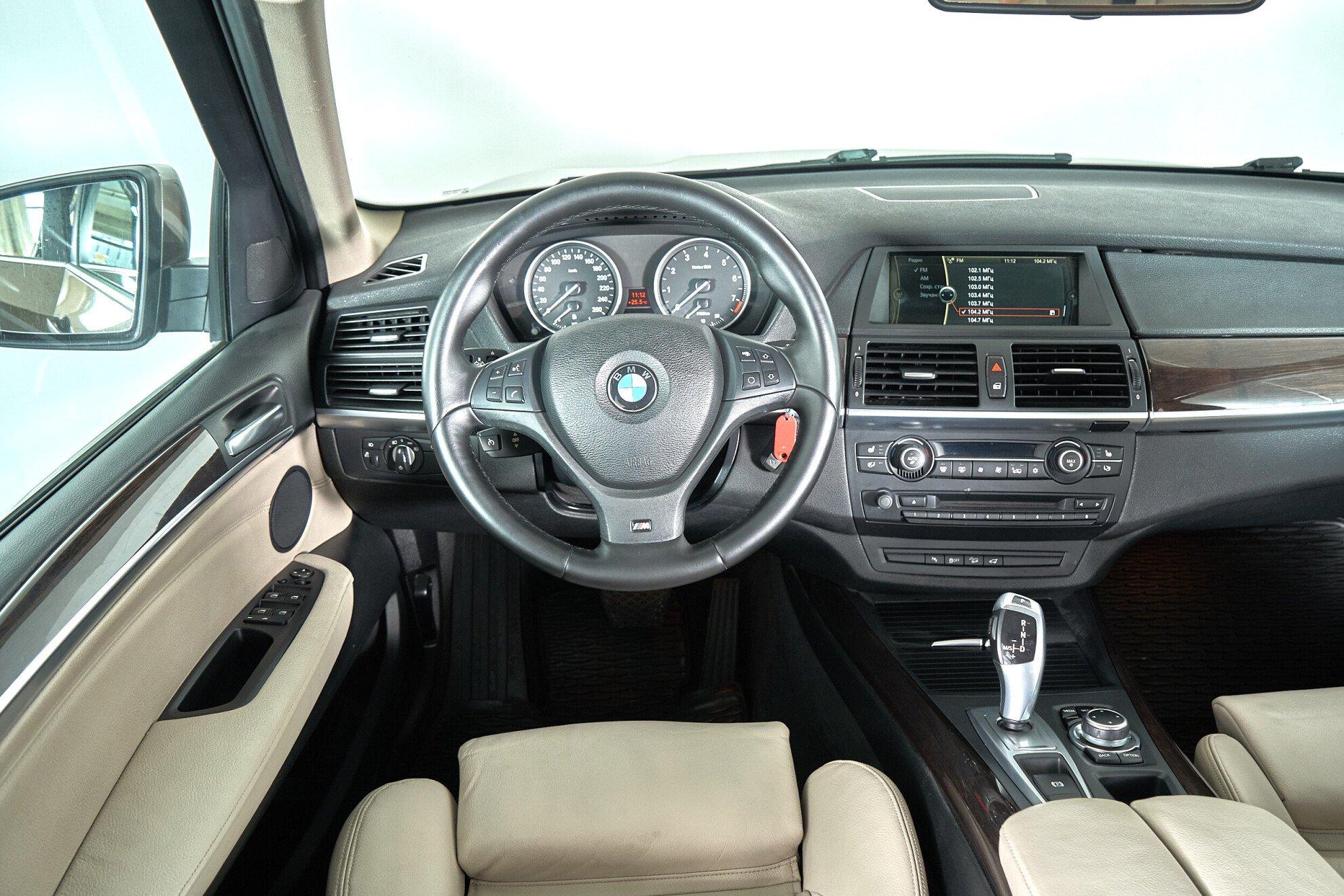BMW X5 2013, коричневый