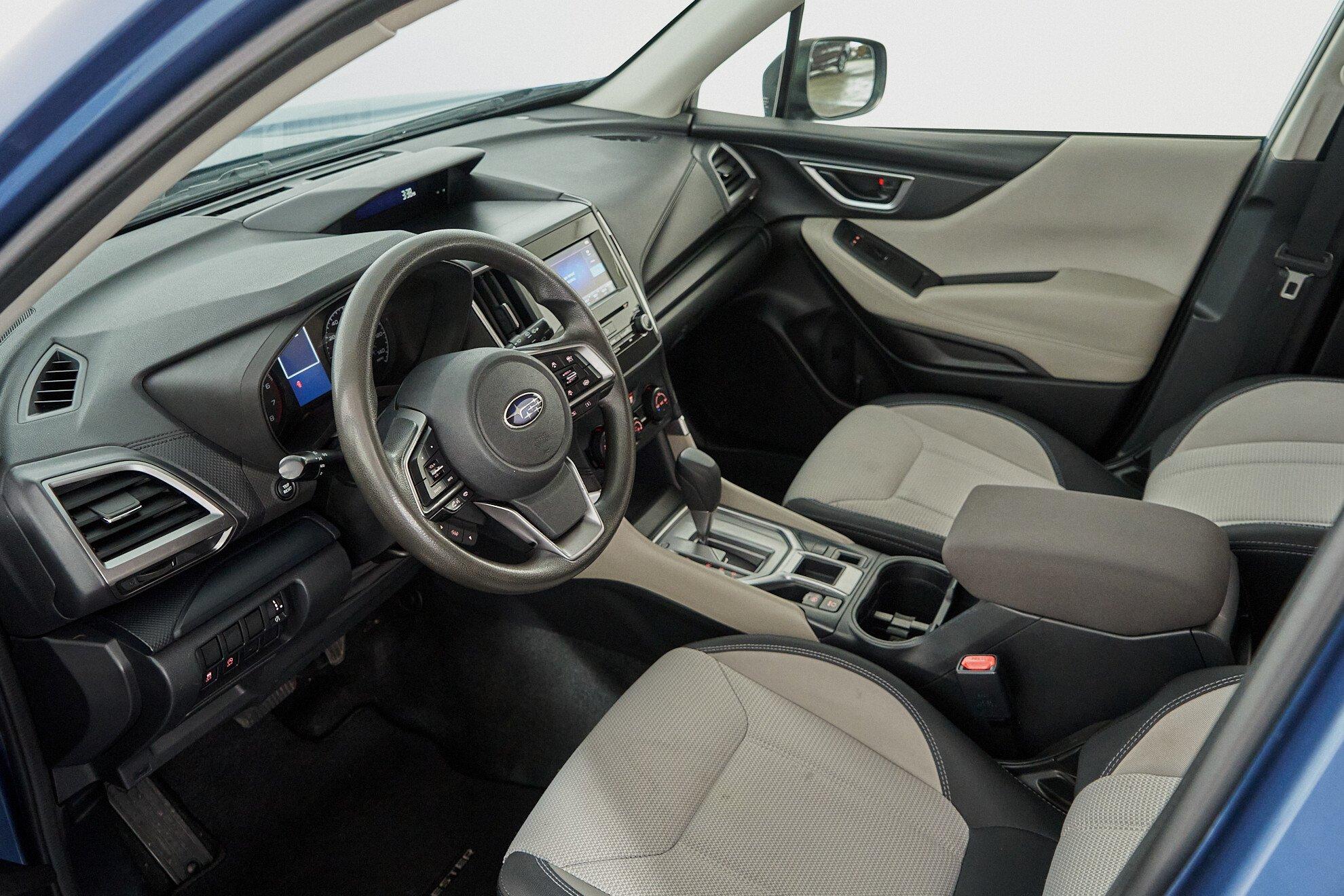 Subaru Forester 2020, синий