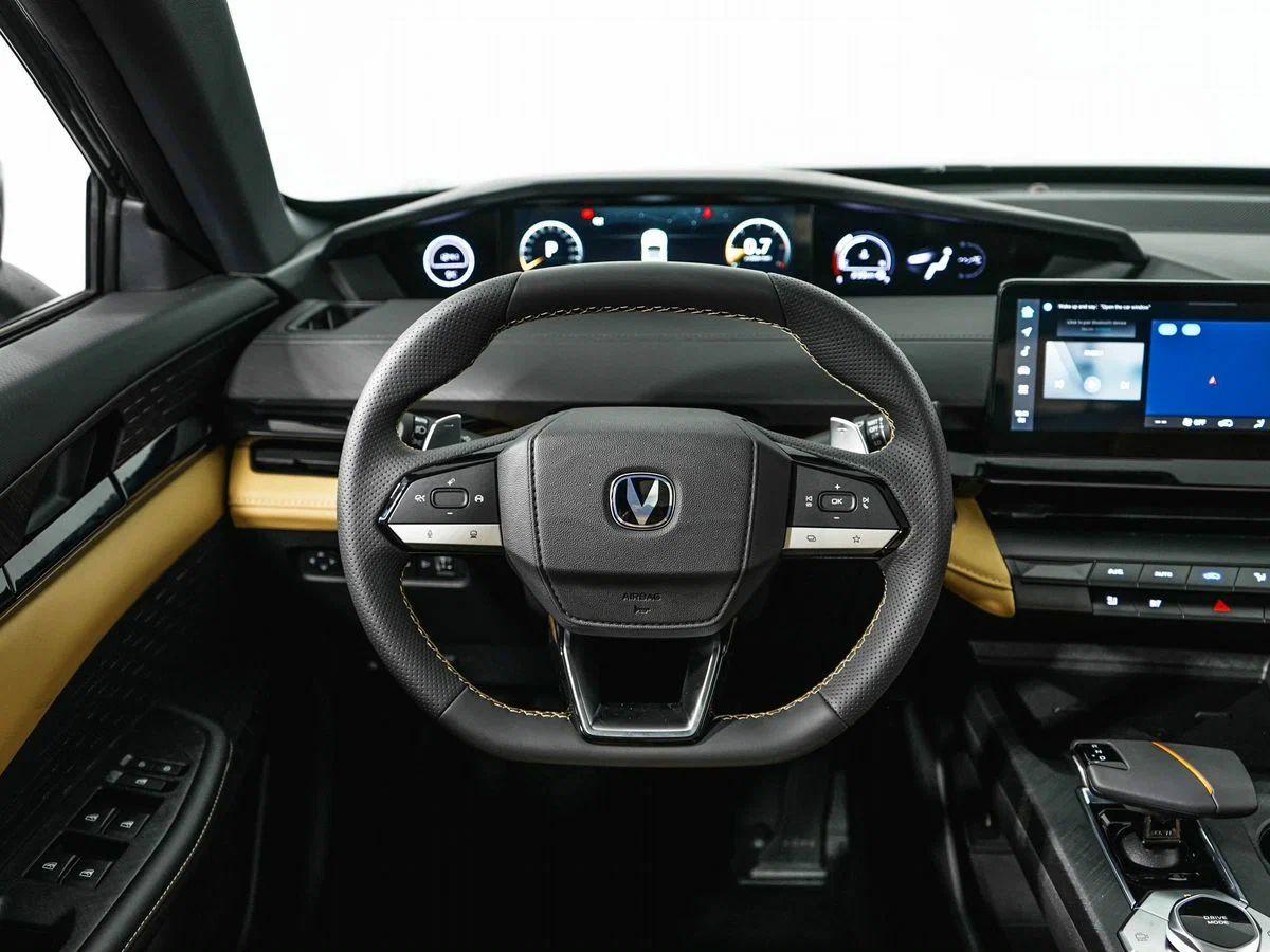 Changan UNI-V 2024, серый
