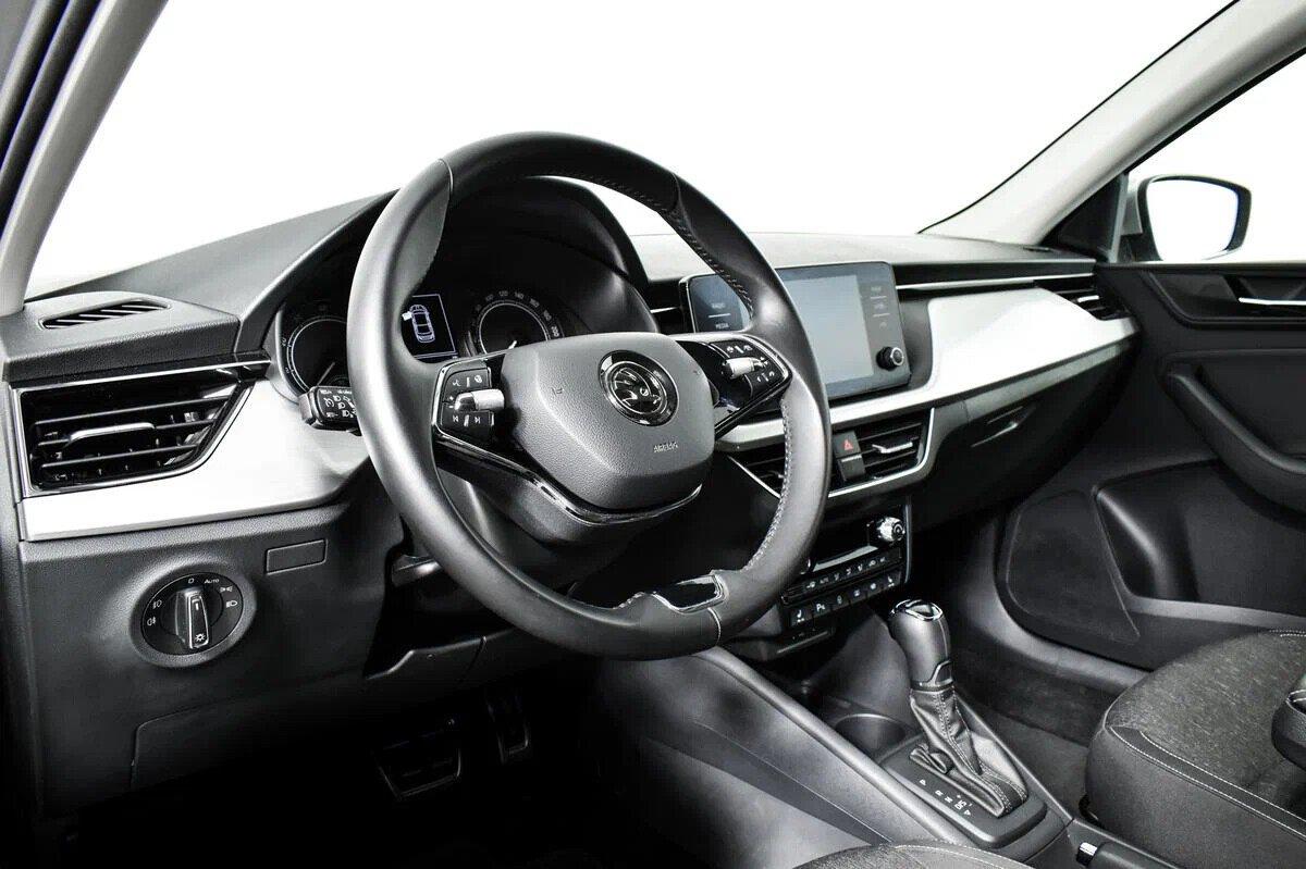 Skoda Rapid 2021, серебряный