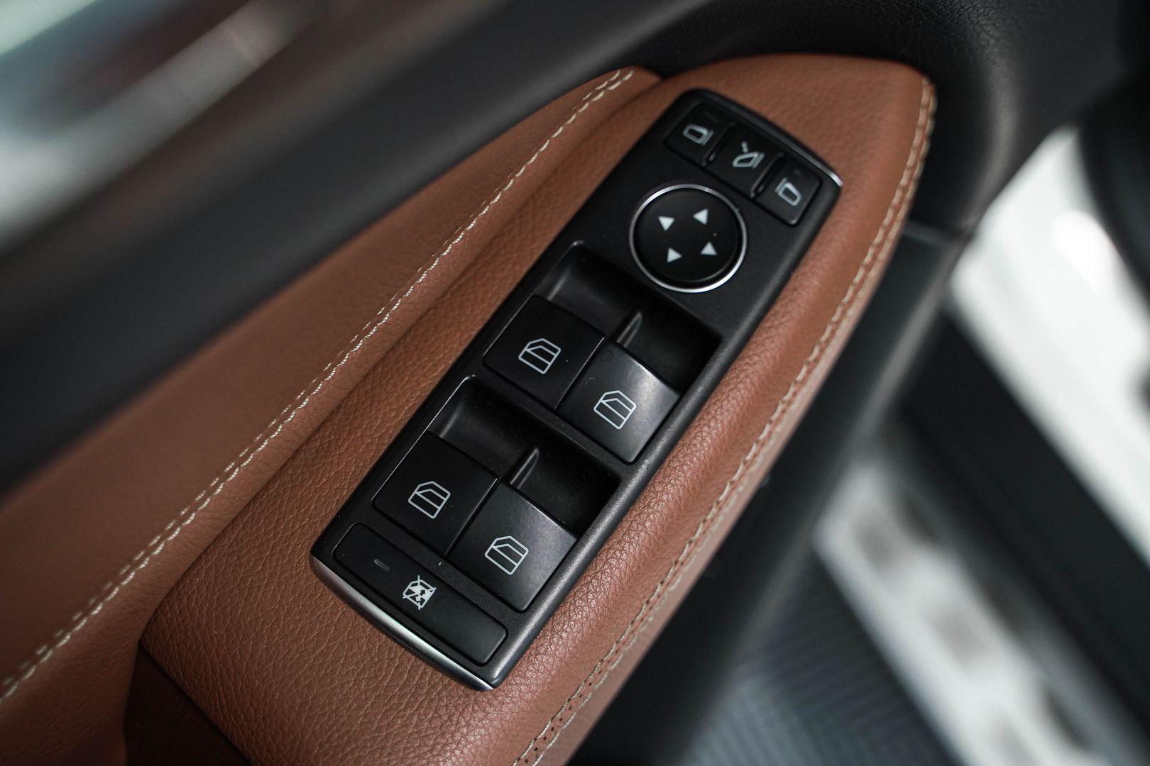 Mercedes-Benz GLS 2016, белый