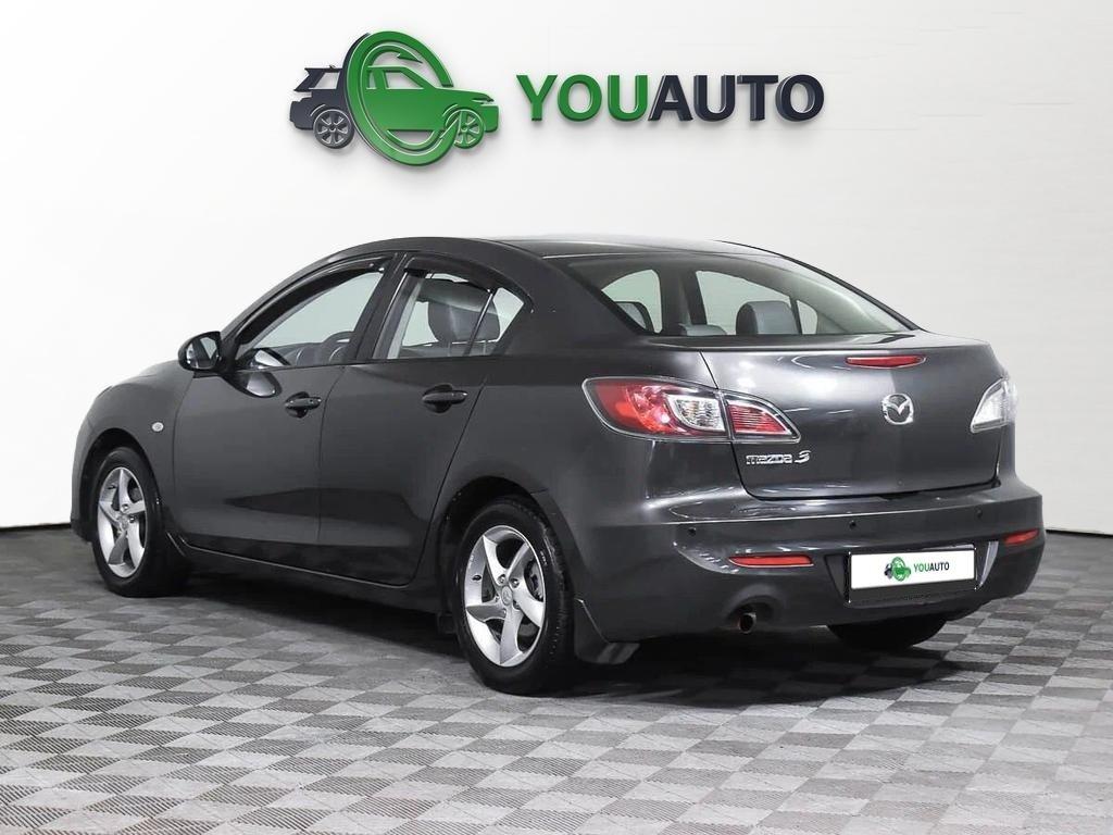 Mazda 3 2011, серый