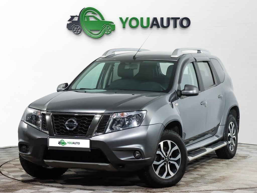 Nissan Terrano 2018, серый
