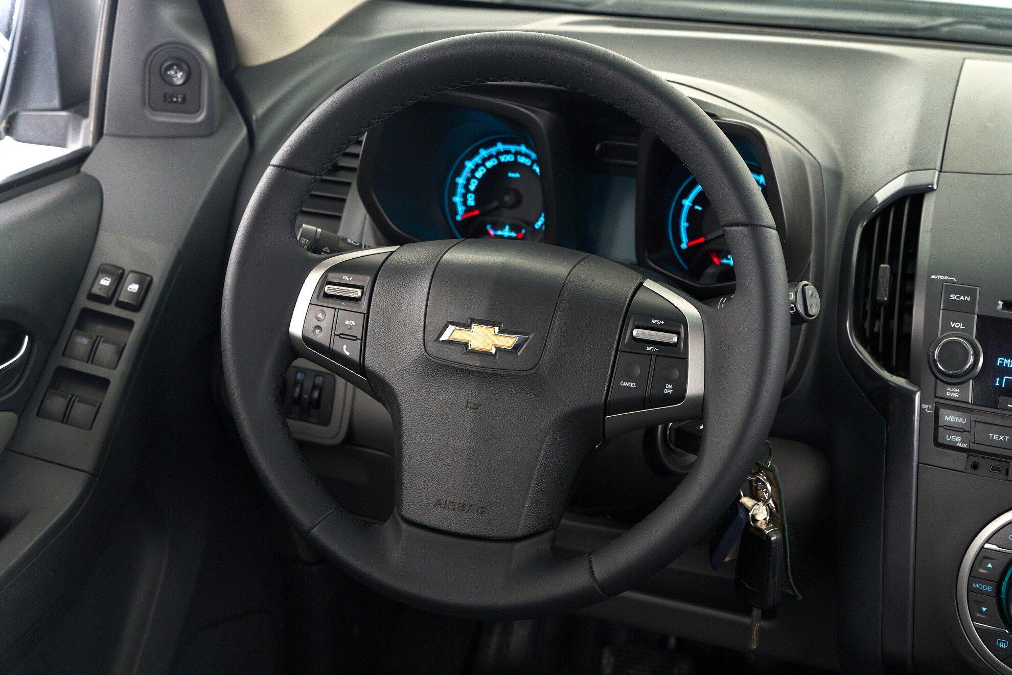 Chevrolet TrailBlazer 2013, белый