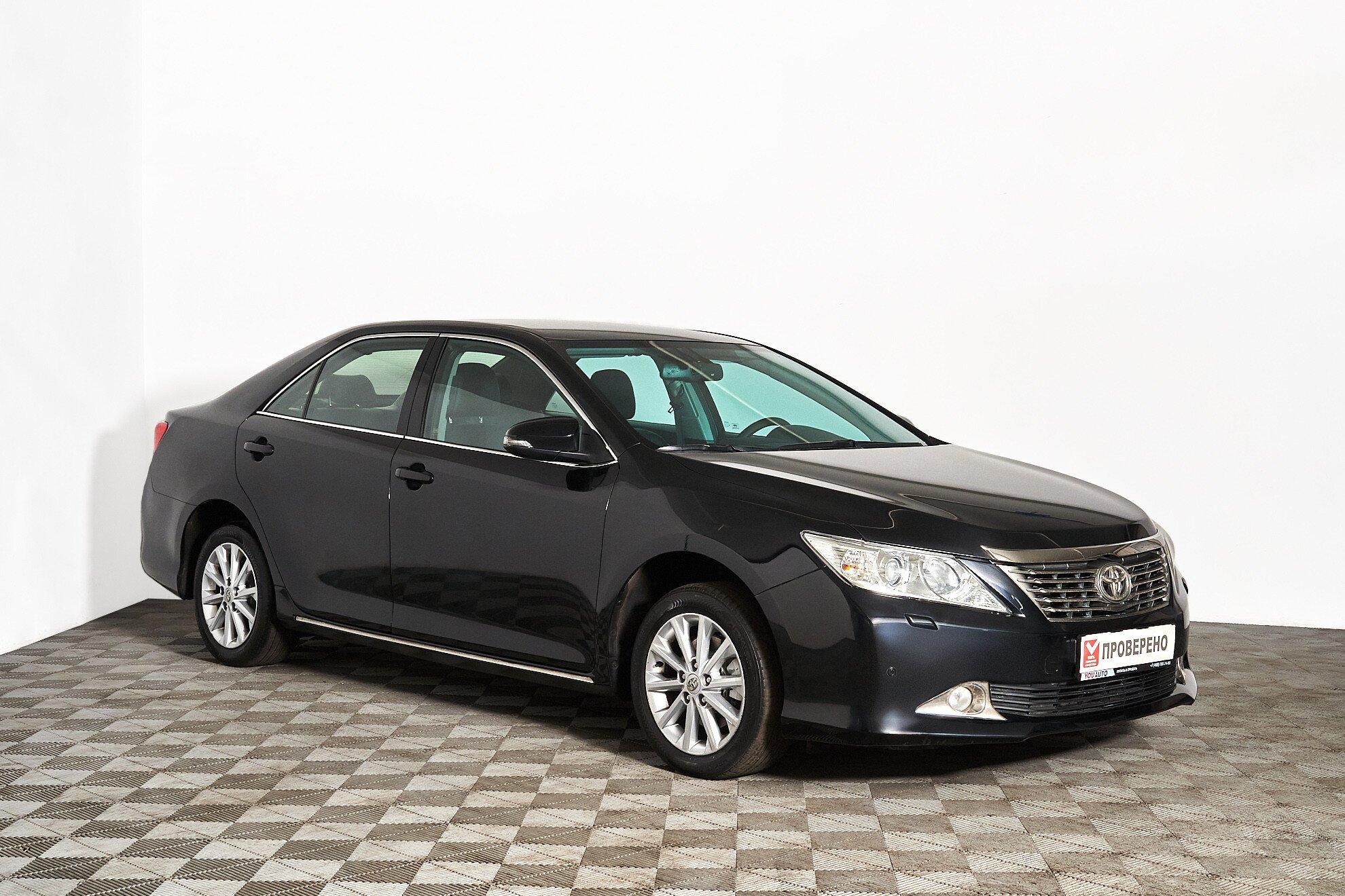 Toyota Camry 2014, черный