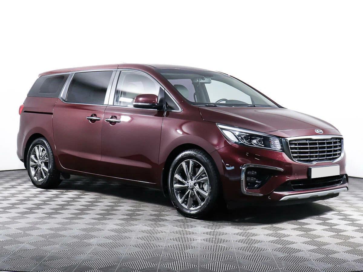 Kia Carnival 2021, пурпурный