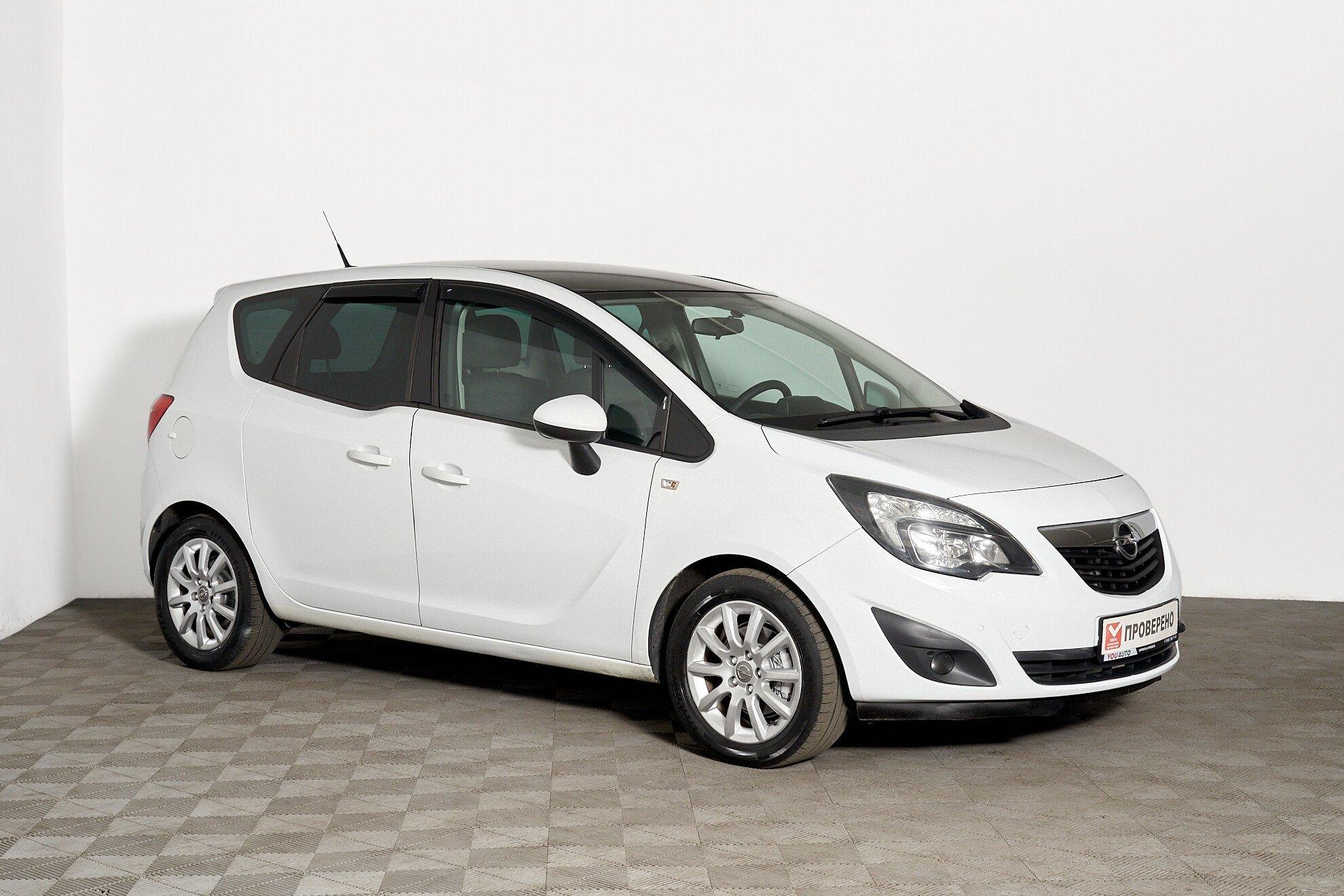 Opel Meriva 2012, белый